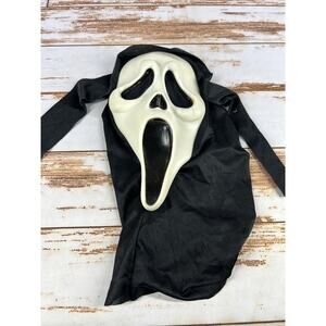 Vintage Scream Ghostface Mask Easter Unlimited T Stamp Rubber – Doesn’t Glow